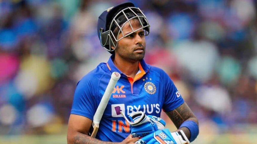 Suryakumar Yadav not clear in his head and heart about how to score runs in middle-overs: Sanjay Bangar